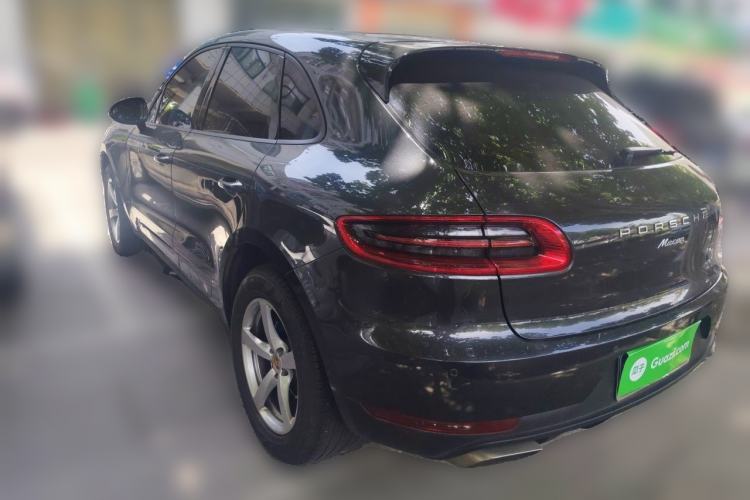 Used Porsche Macan 2017 Macan 2.0T Rear Left 45 Deg