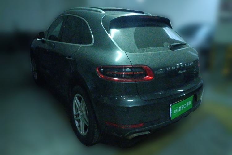 Used Porsche Macan 2017 Macan 2.0T Rear Left 45 Deg