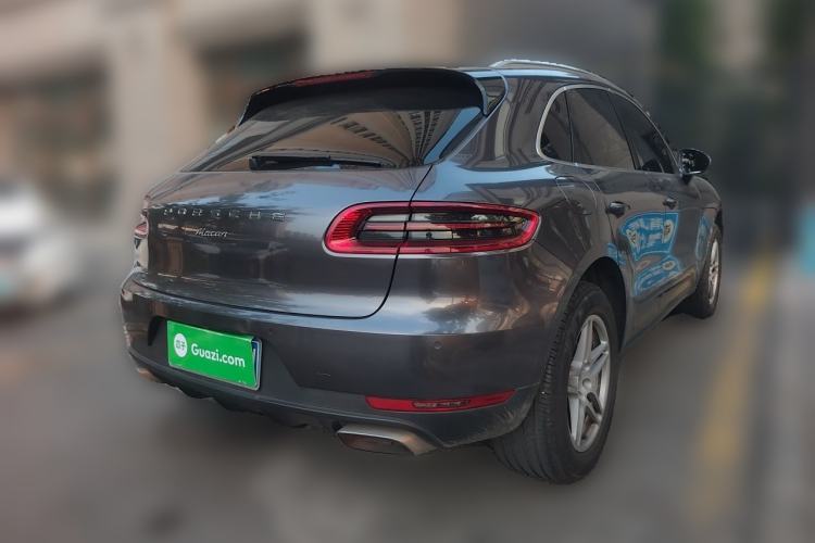 Used Porsche Macan 2017 Macan 2.0T Rear Right 45 Deg