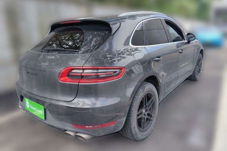 Used Porsche Macan 2017 Macan S 3.0T Rear Right 45 Deg