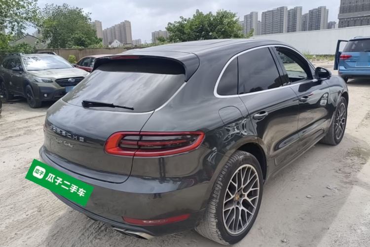Used Porsche Macan 2017 Macan Turbo 3.6T Rear Right 45 Deg