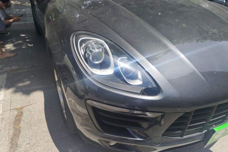 Used Porsche Macan 2017 Macan 2.0T Right Front Headlight