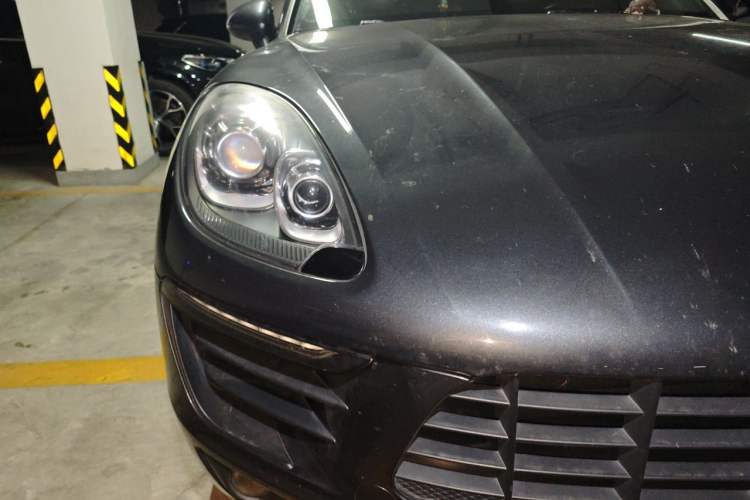 Used Porsche Macan 2017 Macan 2.0T Right Front Headlight