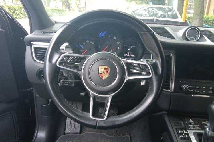 Used Porsche Macan 2017 Macan 2.0T Steering Wheel