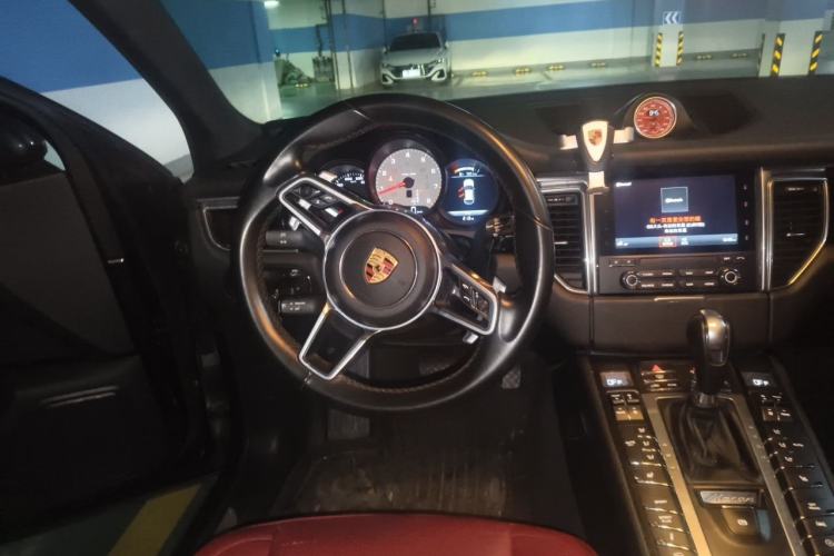 Used Porsche Macan 2017 Macan S 3.0T Steering Wheel