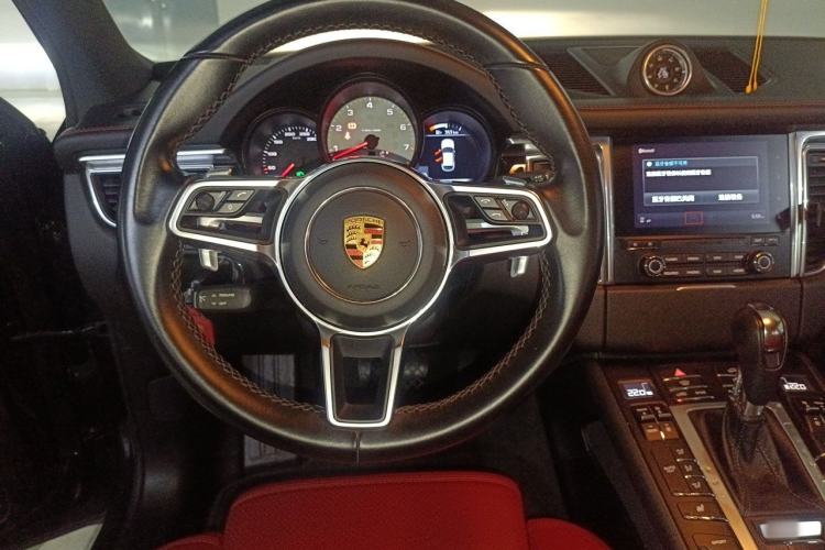 Used Porsche Macan 2017 Macan S 3.0T Steering Wheel