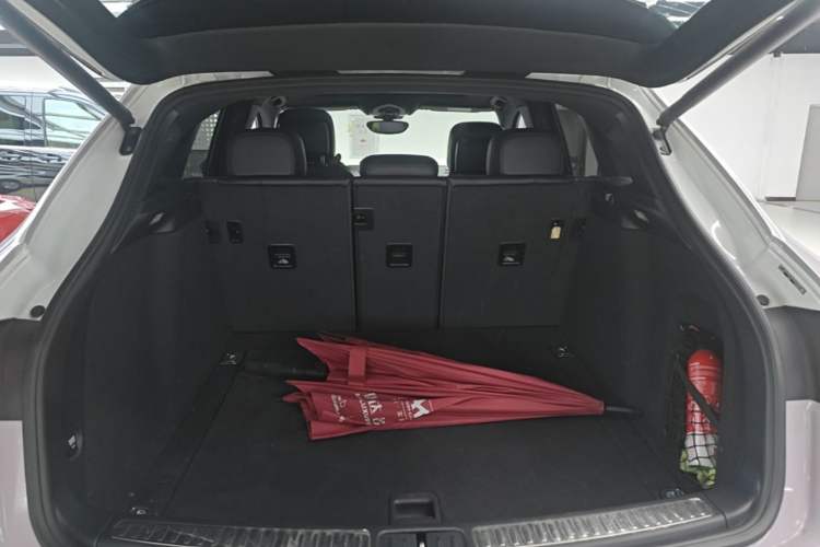 Used Porsche Macan 2017 Macan 2.0T Trunk
