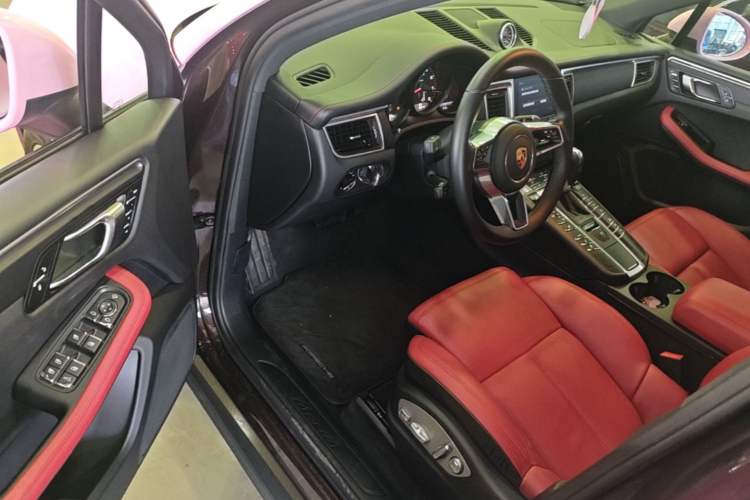 Used Porsche Macan 2017 Macan 2.0T Driver Seat