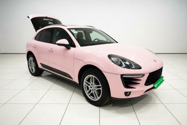Used Porsche Macan 2017 Macan S 3.0T Front Right 45 Deg
