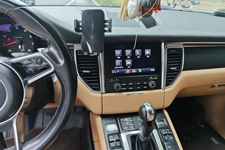 Used Porsche Macan 2017 Macan 2.0T Audio And AC Panel