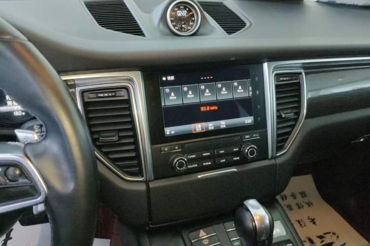 Used Porsche Macan 2017 Macan 2.0T Audio And AC Panel