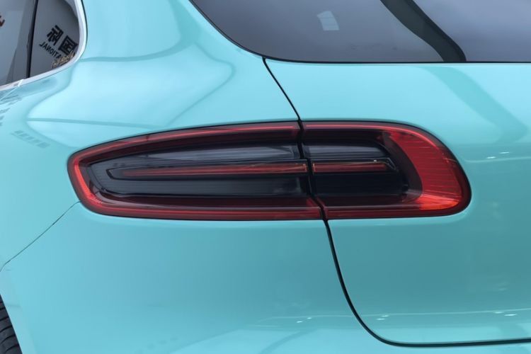 Used Porsche Macan 2017 Macan 2.0T Exterior 3