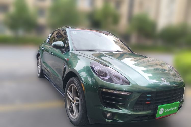 Used Porsche Macan 2017 Macan S 3.0T Front Right 45 Deg