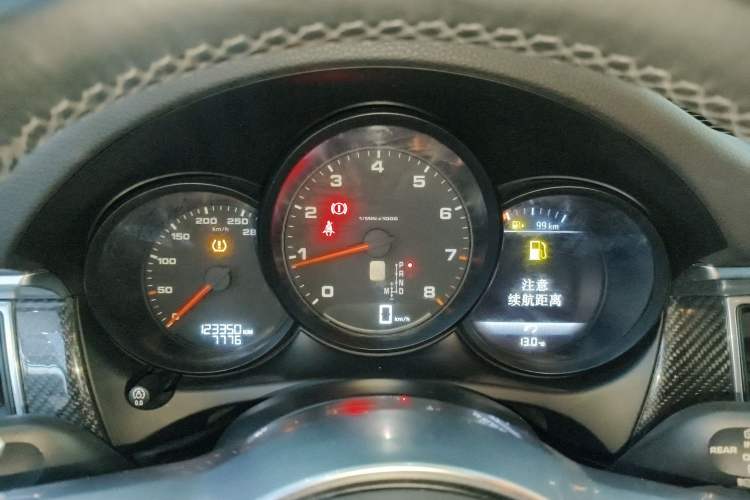 Used Porsche Macan 2017 Macan 2.0T Instrument Cluster