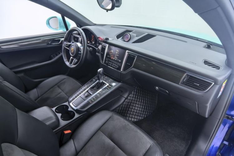 Used Porsche Macan 2017 Macan 2.0T Interior 10