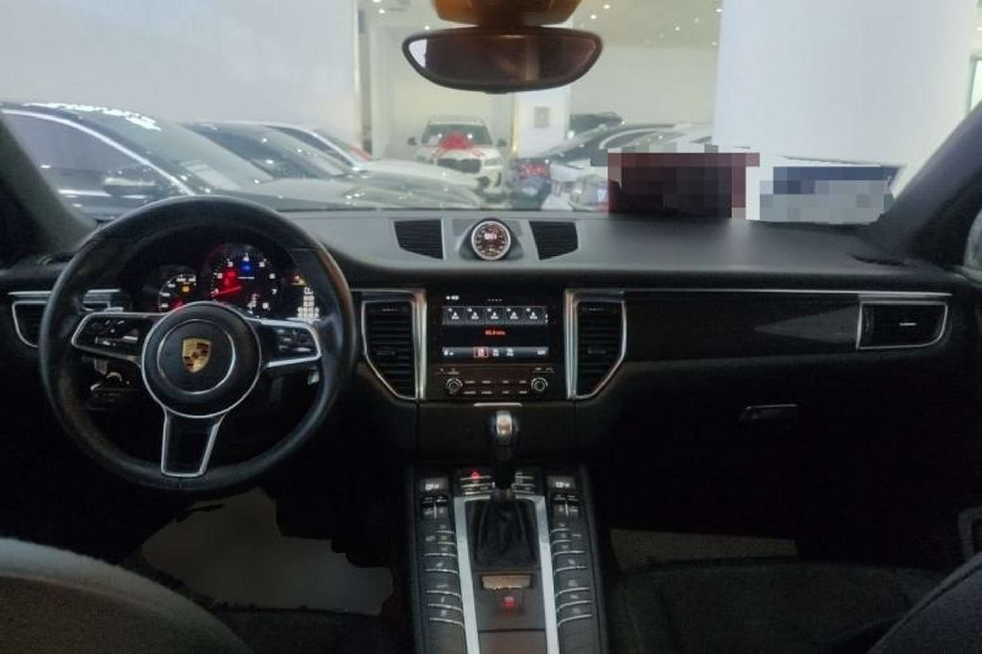 Used Porsche Macan 2017 Macan 2.0T Interior 2