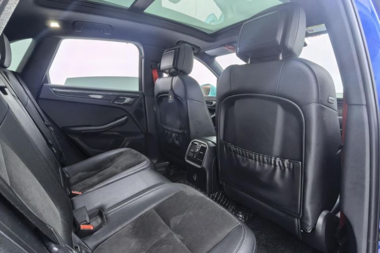 Used Porsche Macan 2017 Macan 2.0T Interior 5