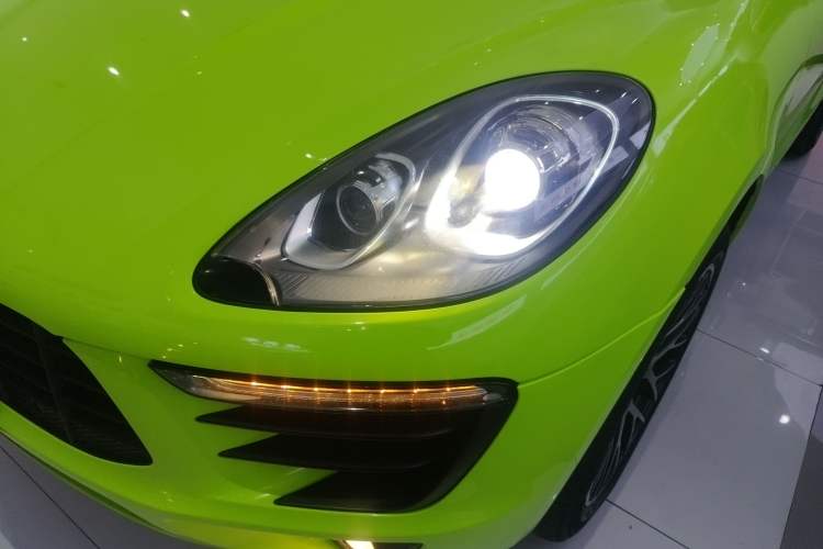 Used Porsche Macan 2017 Macan 2.0T Left Front Headlight