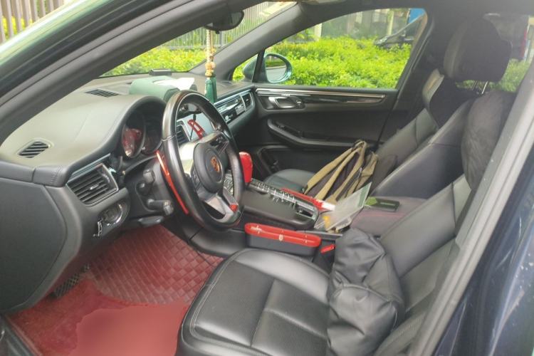 Used Porsche Macan 2017 Macan S 3.0T Left Front Seat