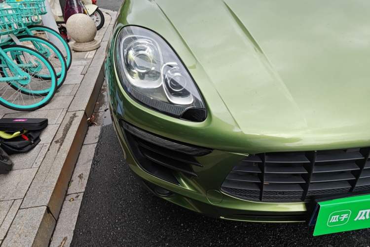 Used Porsche Macan 2017 Macan 2.0T Right Front Headlight