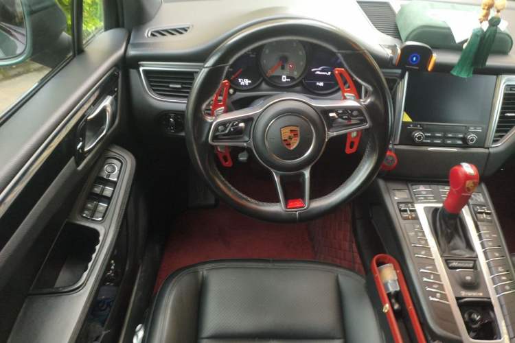 Used Porsche Macan 2017 Macan S 3.0T Steering Wheel