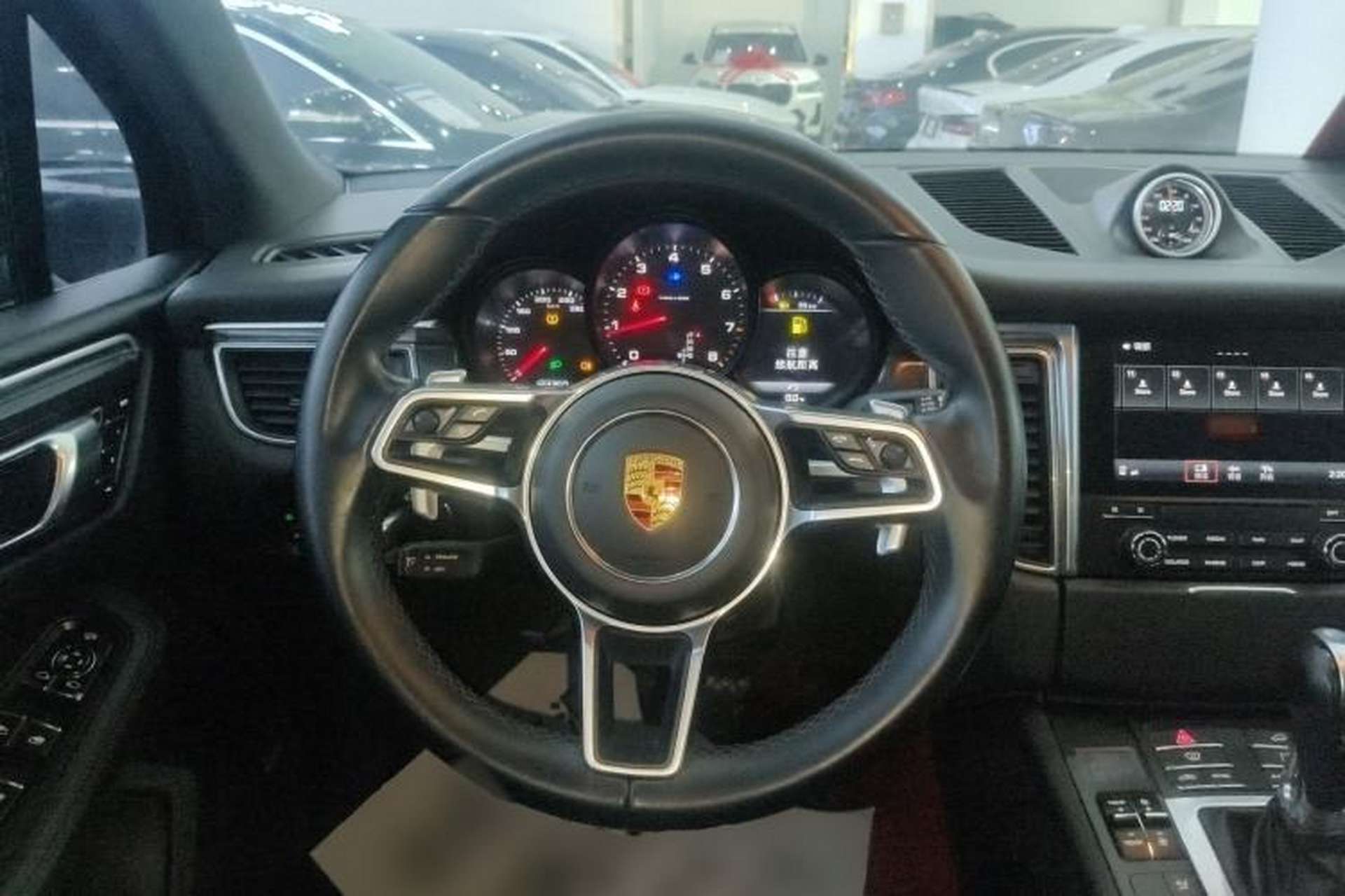 Used Porsche Macan 2017 Macan 2.0T Steering Wheel