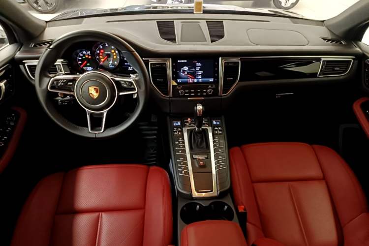 Used Porsche Macan 2017 Macan S 3.0T Center Console