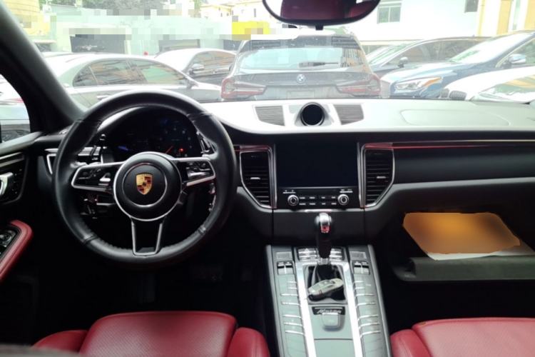 Used Porsche Macan 2017 Macan 2.0T Center Console