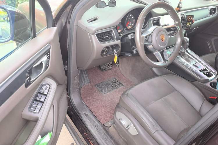 Used Porsche Macan 2017 Macan 2.0T Driver Seat