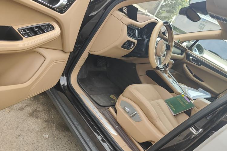 Used Porsche Macan 2017 Macan 2.0T Driver Seat