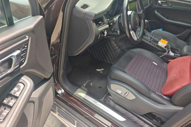 Used Porsche Macan 2017 Macan 2.0T Driver Seat