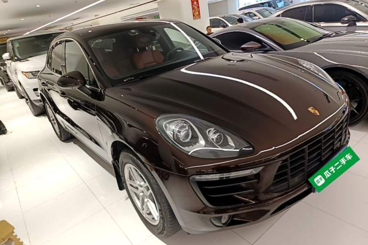 Used Porsche Macan 2017 Macan S 3.0T Front Right 45 Deg