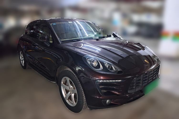 Used Porsche Macan 2017 Macan 2.0T Front Right 45 Deg