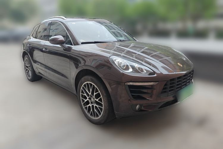 Used Porsche Macan 2017 Macan S 3.0T Front Right 45 Deg