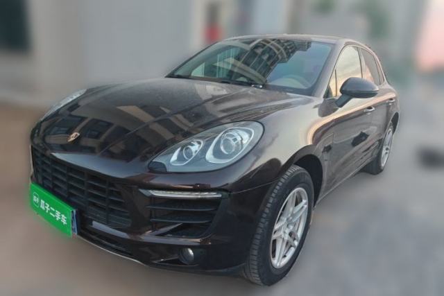 Ojetý Porsche Macan 2017 Macan 2.0T