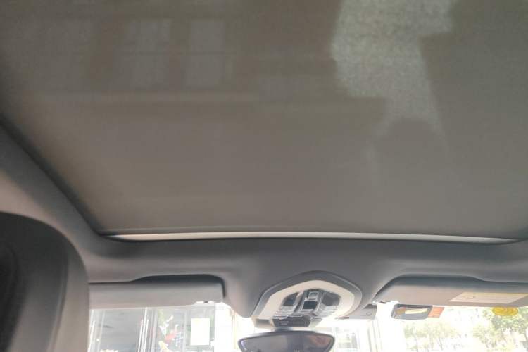 Used Porsche Macan 2017 Macan 2.0T Headliner
