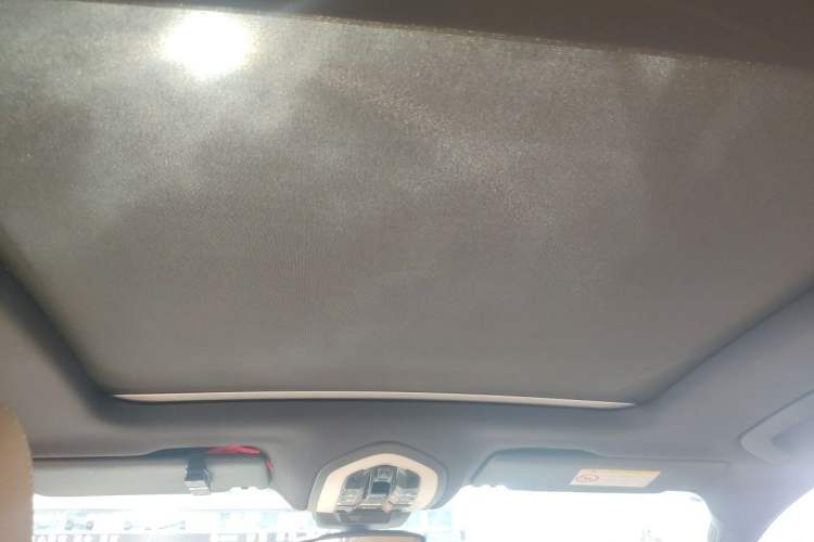 Used Porsche Macan 2017 Macan 2.0T Headliner