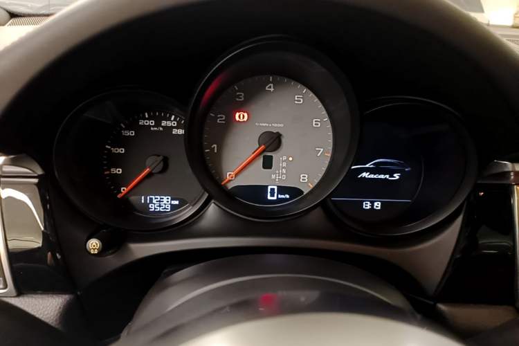 Used Porsche Macan 2017 Macan S 3.0T Instrument Cluster