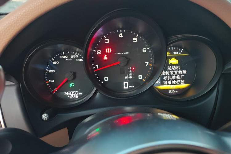 Used Porsche Macan 2017 Macan 2.0T Instrument Cluster