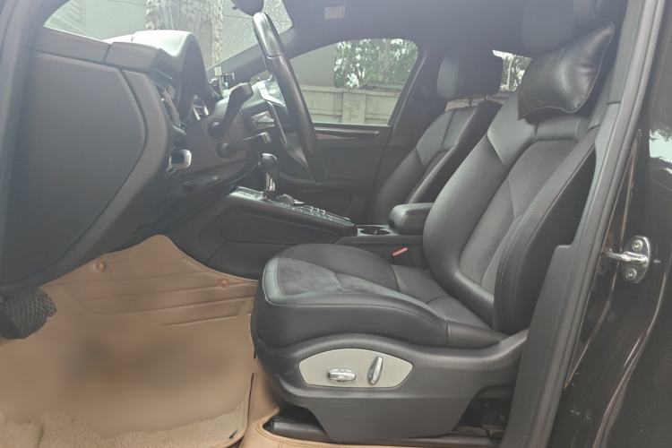 Used Porsche Macan 2017 Macan S 3.0T Left Front Seat