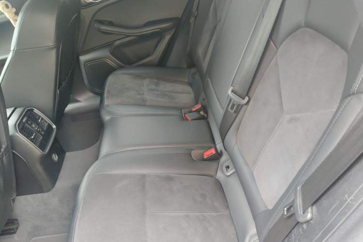 Used Porsche Macan 2017 Macan 2.0T Left Rear Seat