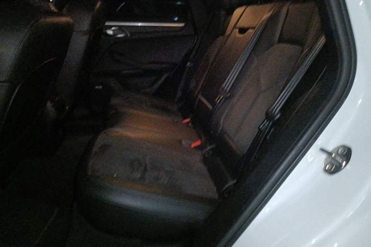 Used Porsche Macan 2017 Macan 2.0T Left Rear Seat