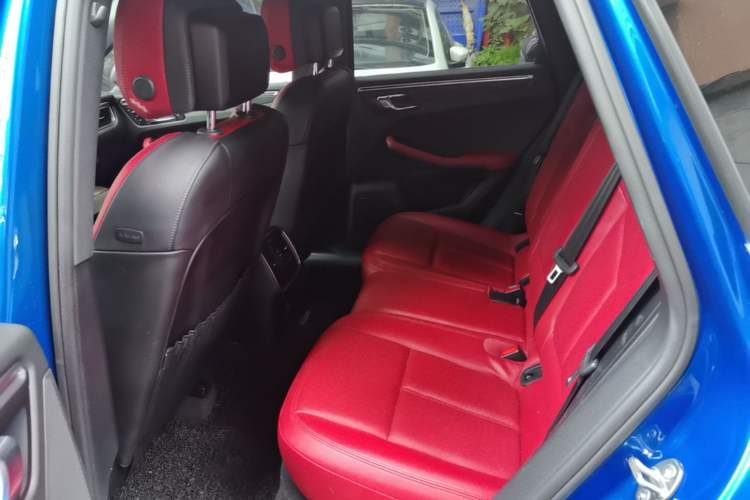 Used Porsche Macan 2017 Macan 2.0T Left Rear Seat