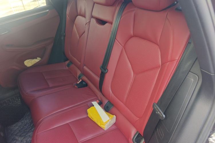 Used Porsche Macan 2017 Macan 2.0T Left Rear Seat
