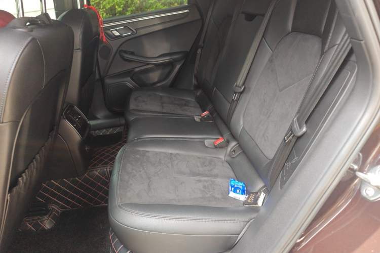 Used Porsche Macan 2017 Macan 2.0T Left Rear Seat