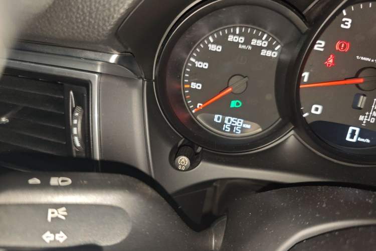 Used Porsche Macan 2017 Macan 2.0T Odometer Close Up