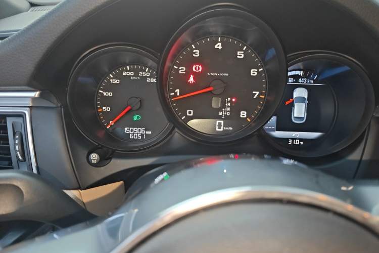 Used Porsche Macan 2017 Macan 2.0T Odometer Close Up