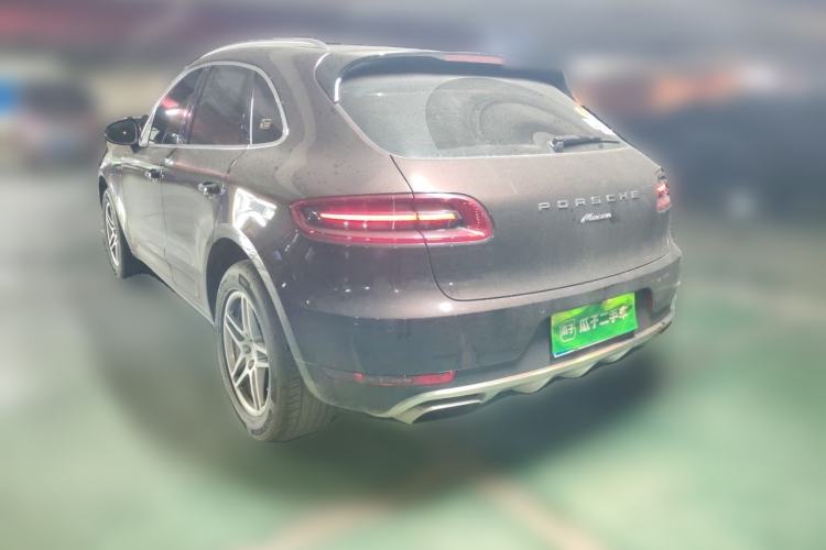 Used Porsche Macan 2017 Macan 2.0T Rear Left 45 Deg
