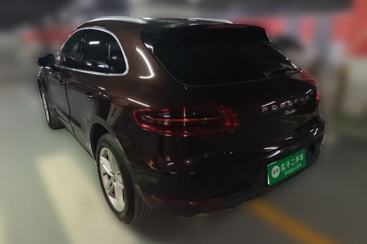 Used Porsche Macan 2017 Macan 2.0T Rear Left 45 Deg