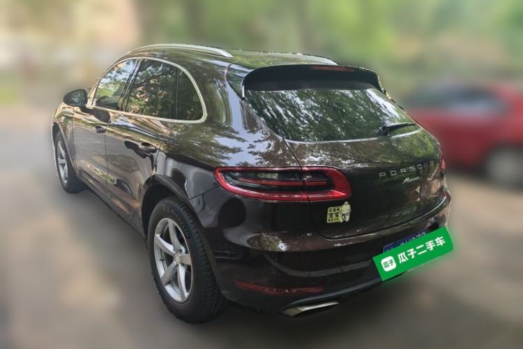Used Porsche Macan 2017 Macan 2.0T Rear Left 45 Deg